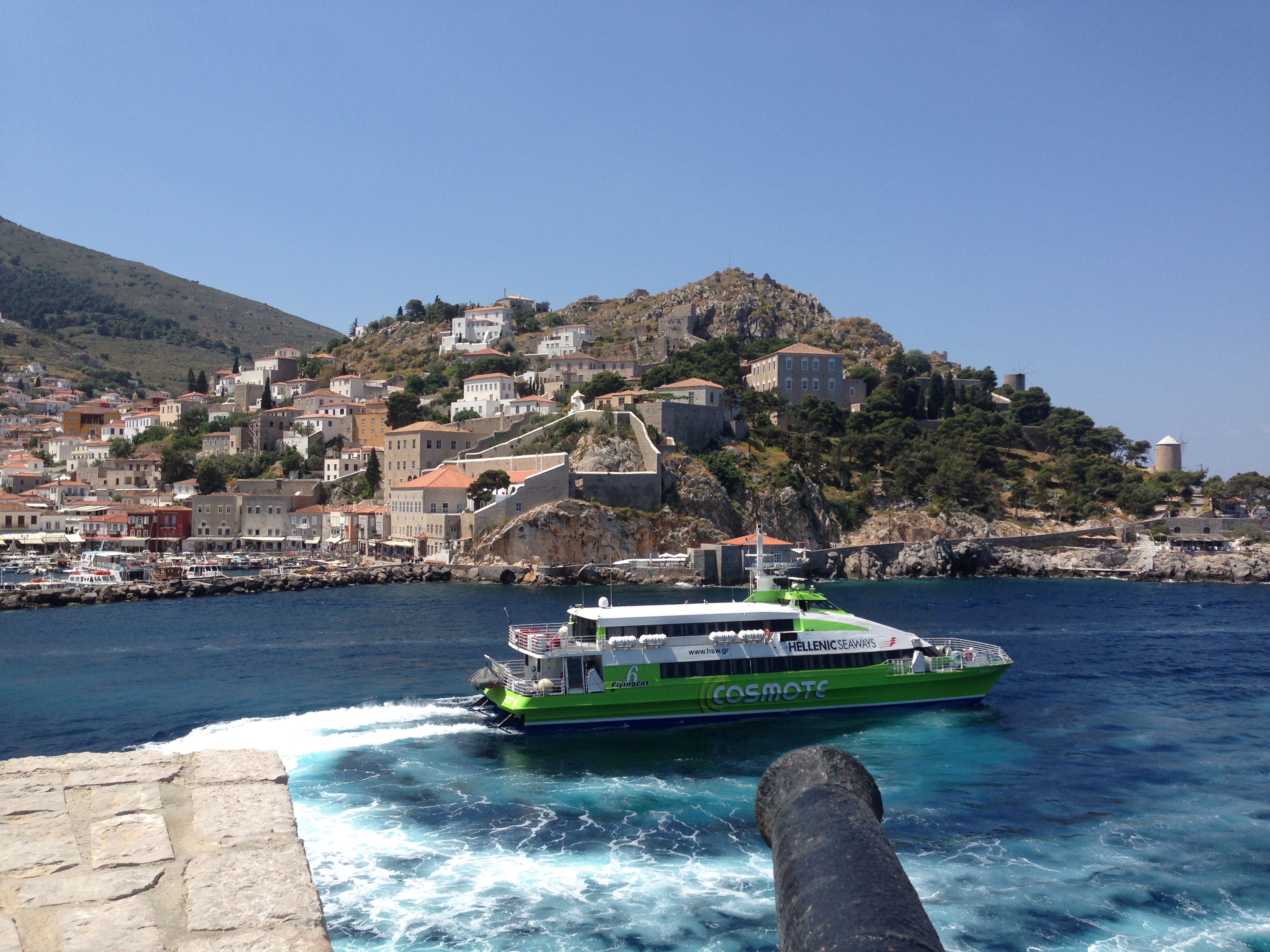 The Flying Dolphin leaving the Port of Hydra Photo by Francesca Muir